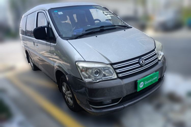 Used FORTHING Lingzhi 2017 M3L 1.6L 7-Seater Comfort Model Front Right 45 Deg