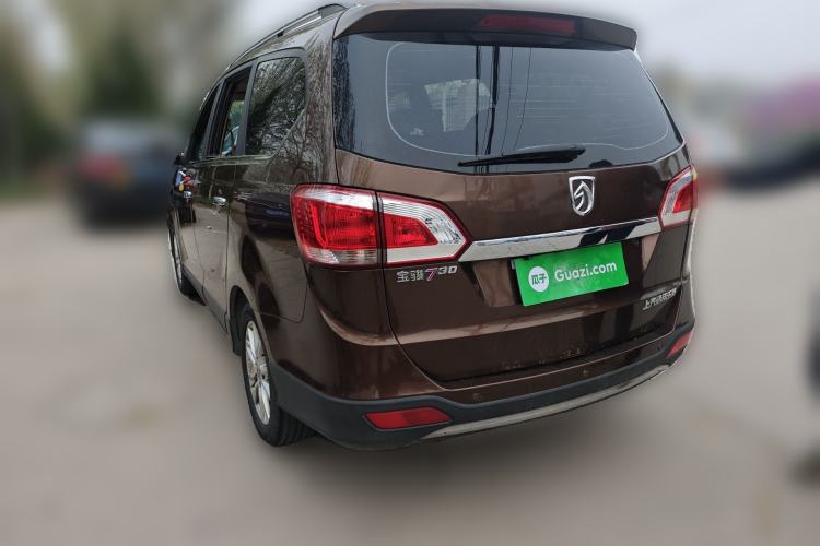 Used Baojun 730 2014 1.5L manual luxury trim 7 seats
