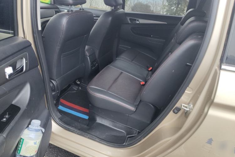 Used CHANGAN KAICHENG Oushang A600 2016 1.5L Manual Luxury 7-Seater
