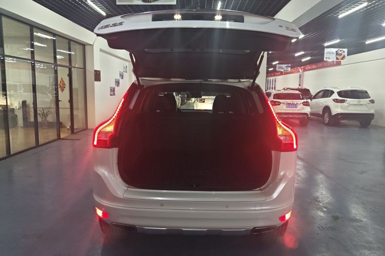 Used Volvo XC60 2017 T5 AWD Smart Upgrade Edition