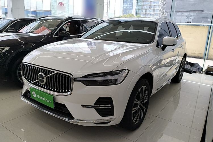 Używany Volvo XC60 2022 B5 4x4 Smart Luxury Edition Guazi used car, China used car export, Used car for sale, Used cars, Cheapest cars for sale