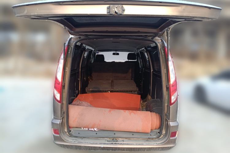 Used Foton Scenic G5 2021 2.0L Gasoline Commercial Version 6-Seater Multi-Purpose Passenger Vehicle 1TZS
