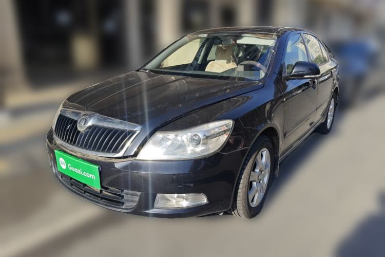 Used Skoda Octavia 2013 1.6L Manual Eado Edition