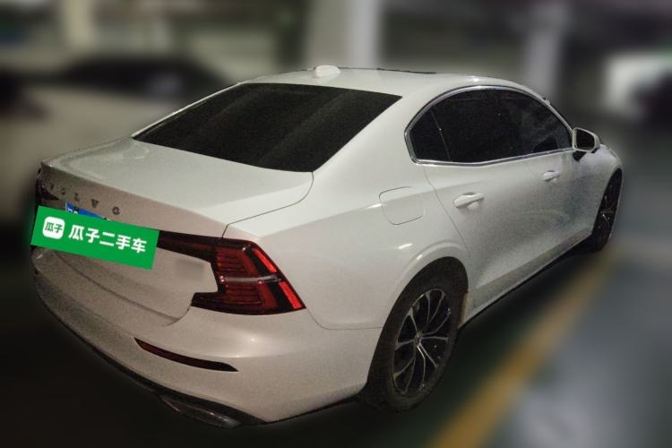 Used Volvo S60 2022 B4 Zhiyi Luxury Edition