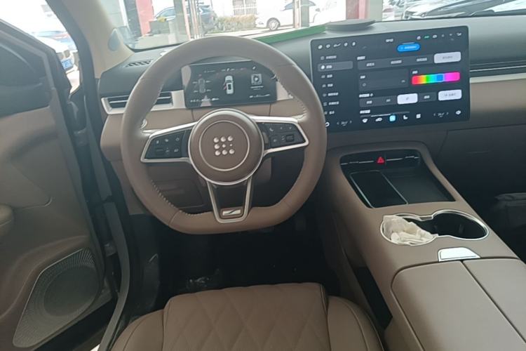 Used Landian E5 PLUS 2026 Model 230km Ultra-Long-Range Version Ultra 7-seater
