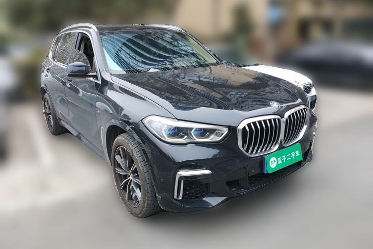 Used BMW X5 2022 xDrive 30Li Luxury M Sport Package
