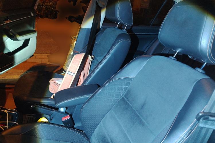 Used Volkswagen C-TREK 2017 230TSI DSG Luxury Model
