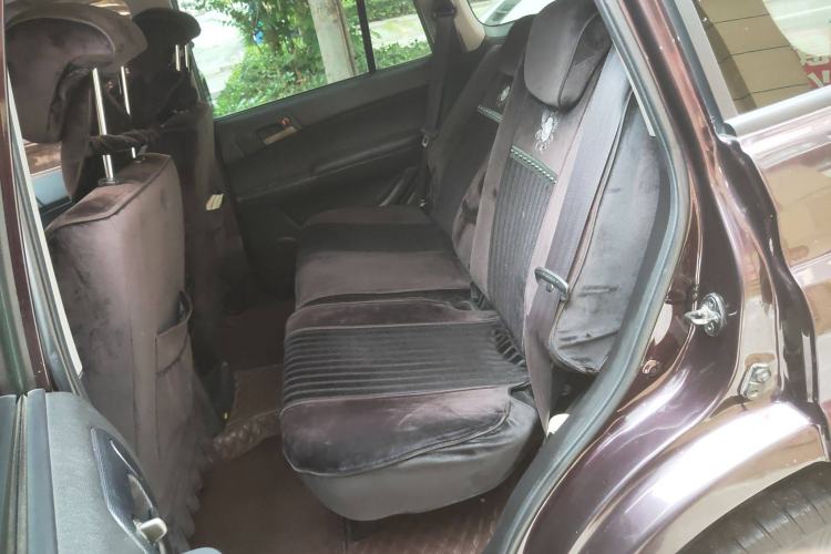 Used SsangYong Kyron 2011 2.0T Two-Wheel Drive Luxury Navigation Edition