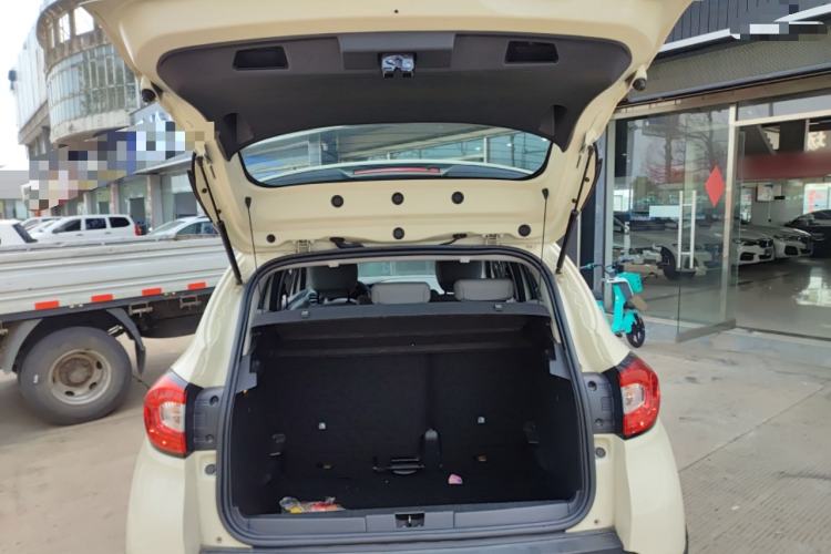 Used Renault Captur 2015 1.2T Automatic Standard Edition
