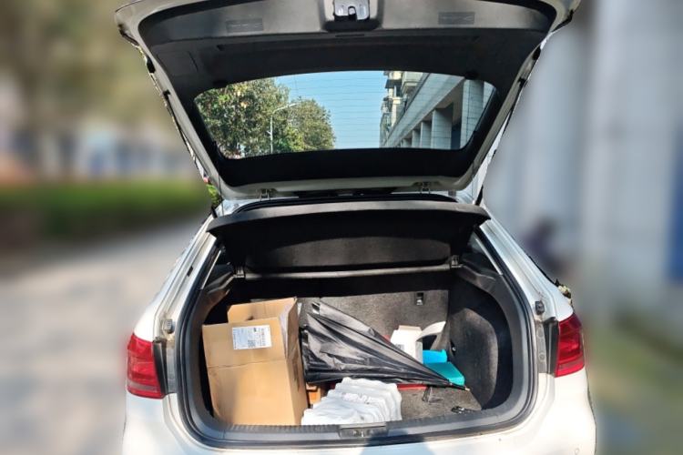 Used Volkswagen Gran Lavida 2013 1.4 TSI Automatic Comfort Model Trunk