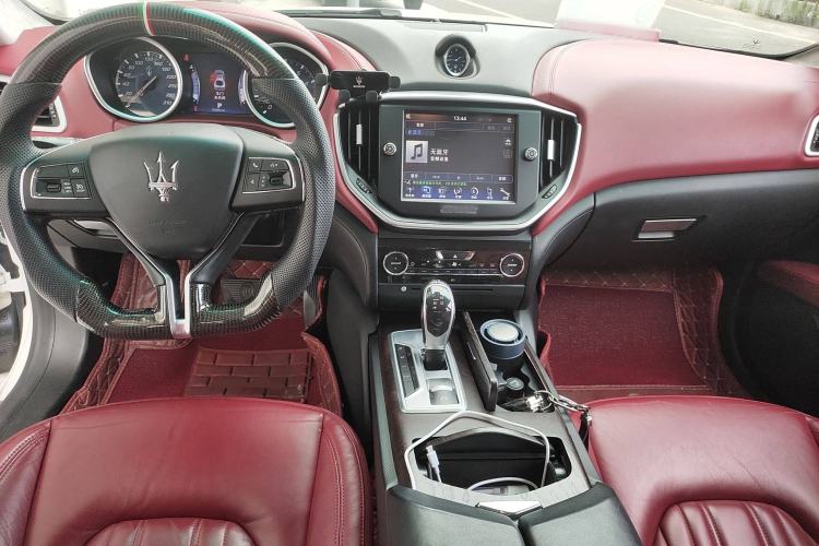 Used Maserati Ghibli 2014 3.0T Standard Edition Interior 2