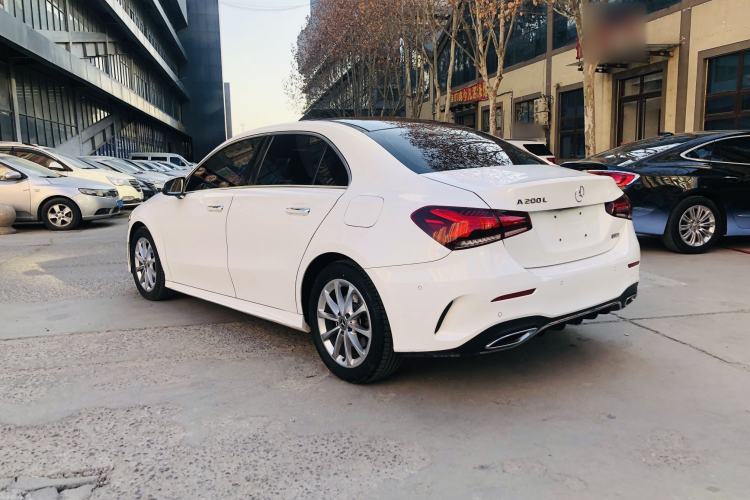 Used Mercedes-Benz A-Class 2020 Restyled A 200 L Sport Sedan Fashion Version
