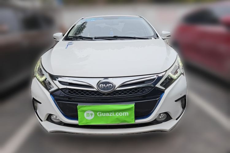 Used BYD Qin New Energy 2015 1.5T Dual-Crown Flagship Plus Edition Front