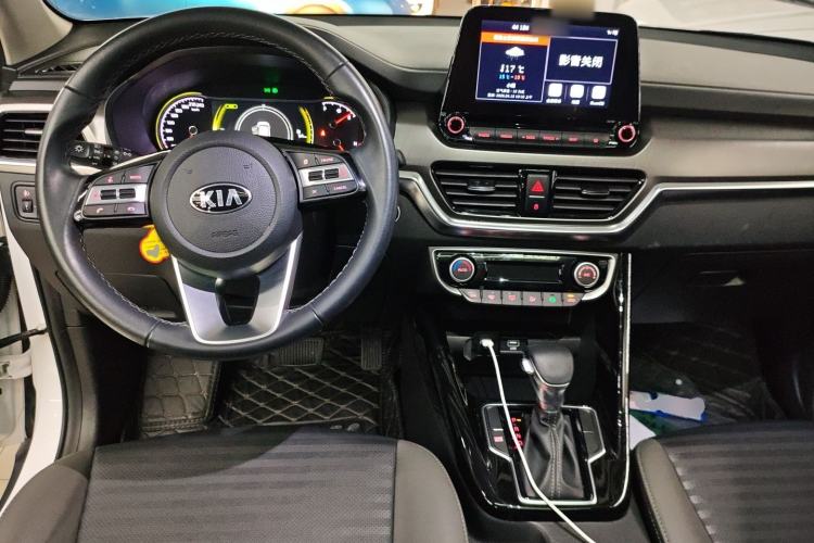 Used Kia Sportage R 2019 2.0L Automatic Smart Luxury Edition Center Console