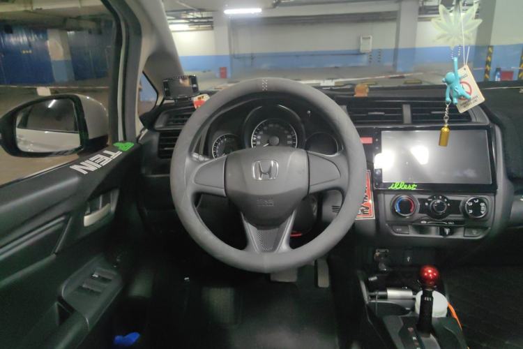 Used Honda Fit 2016 1.5L LXS CVT Comfort Sunroof Version Steering Wheel