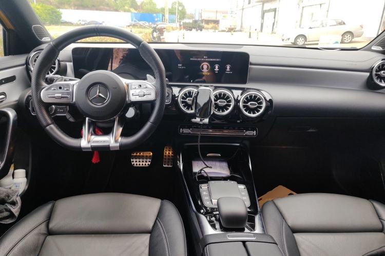 Used Mercedes-Benz A AMG 2020 AMG A 35 4MATIC Center Console