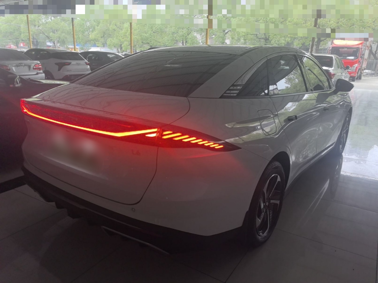 Geely Galaxy L6 2024 125km PLUS Dragon Edition — снимка 6