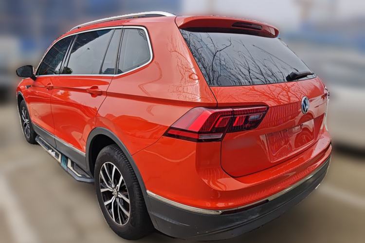 Used Volkswagen Tiguan L 2017 330TSI Automatic Two-Wheel Drive Luxury Edition Rear Left 45 Deg