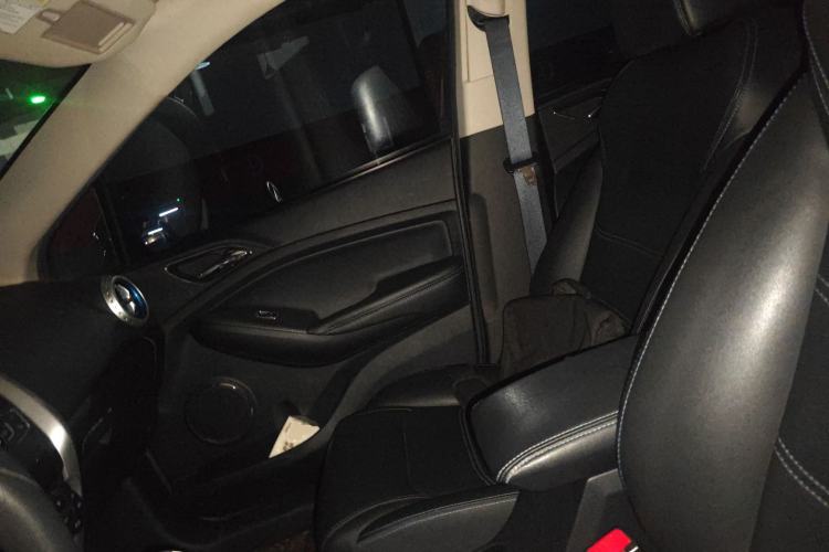 Used BYD Yuan New Energy 2018 EV360 Smart Connect Cool Edition Left Front Seat