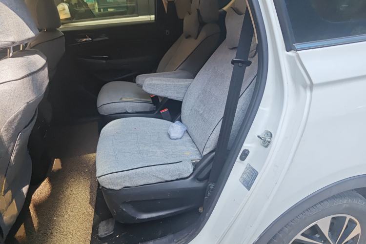 Used CHANGAN OSHAN A800 2017 1.5T Automatic ZhiZun Model
