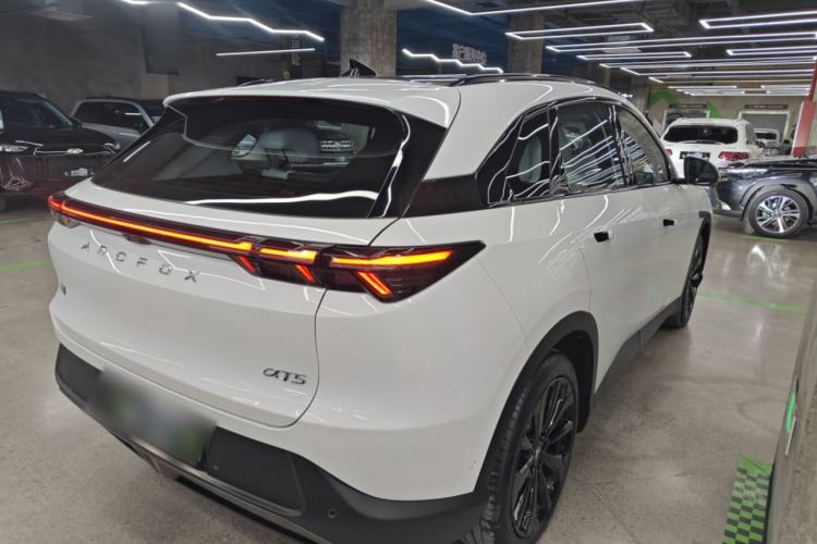 Used ARCFOX Alpha T5 2024 660 MAX