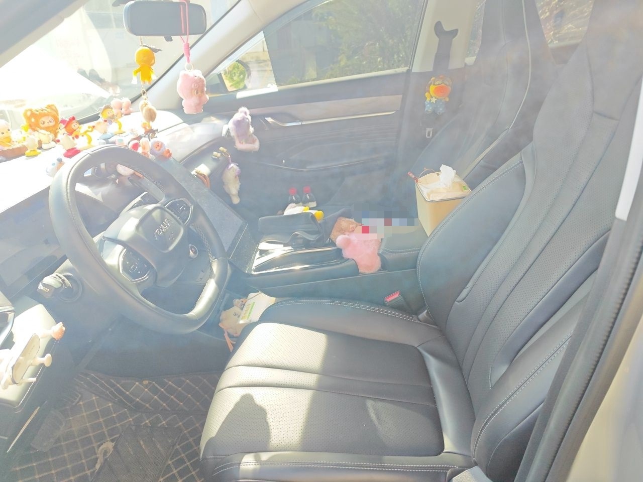 Dongfeng Aeolus Mage 2023 DH-i 1.5T Luxury Edition — снимка 14