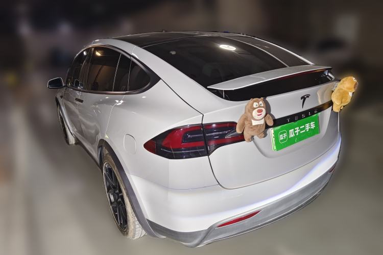 Used Tesla Model X 2019 Long-Range Version Rear Left 45 Deg