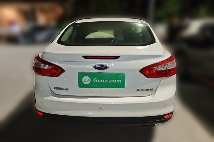 Used Ford Focus 2012 Sedan 1.6L Automatic Fashion Edition