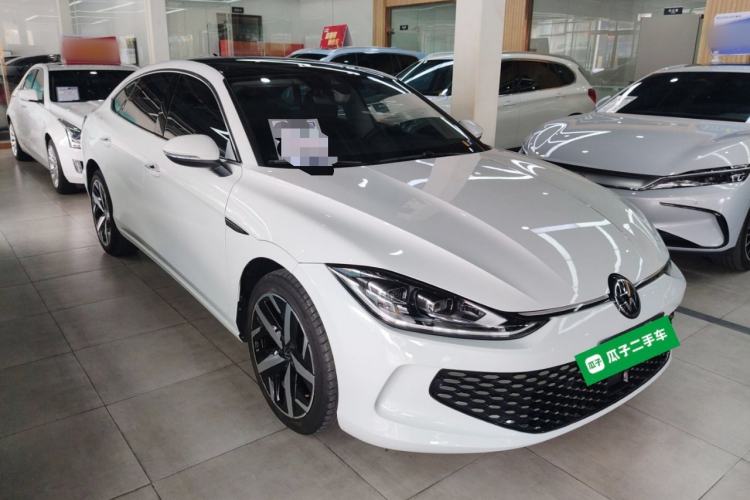 Used Volkswagen Lamando 2024 Lavida L 280TSI DSG Cool & Spicy Edition Front Right 45 Deg