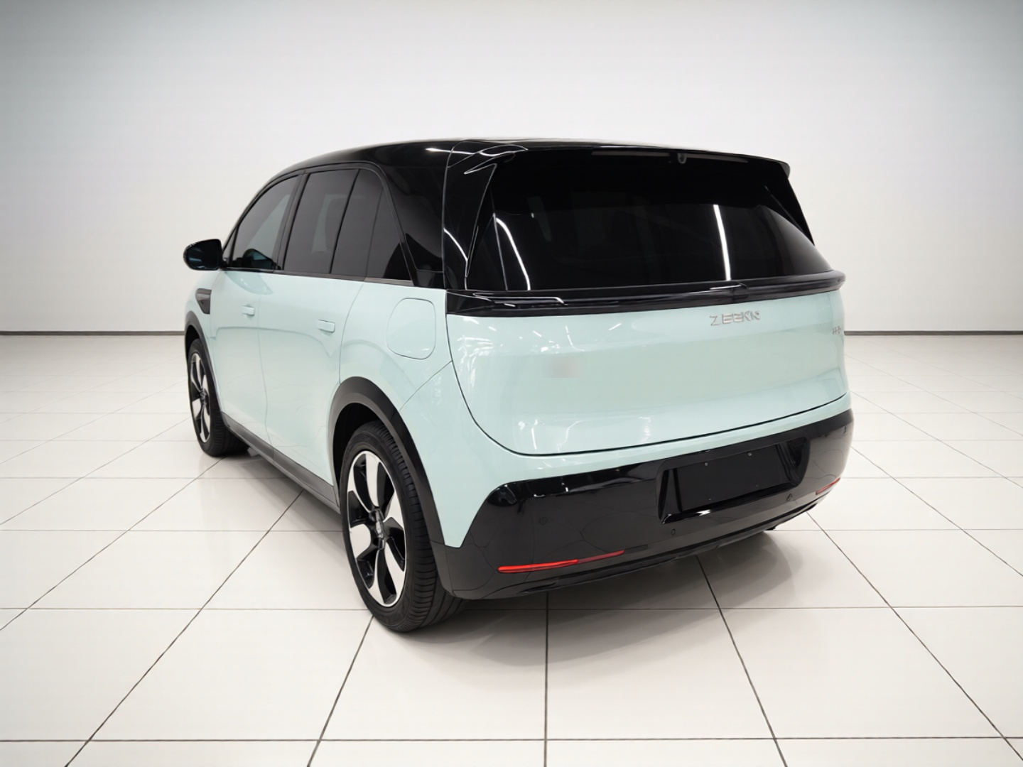 Zeekr MIX 2025 Intelligent Driving Version — снимка 4