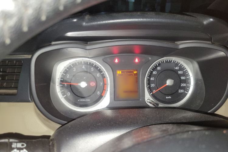 Used Venucia R50 2012 1.6L Automatic Prestige Edition
