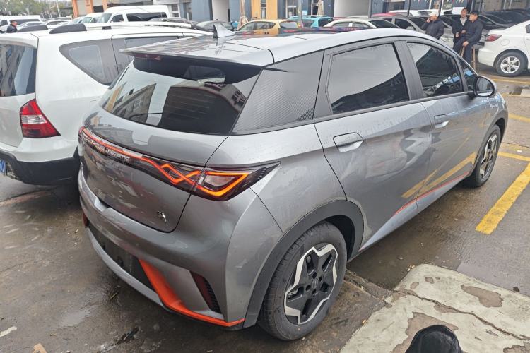 Used BYD Dolphin 2021 405 km Fashion Edition