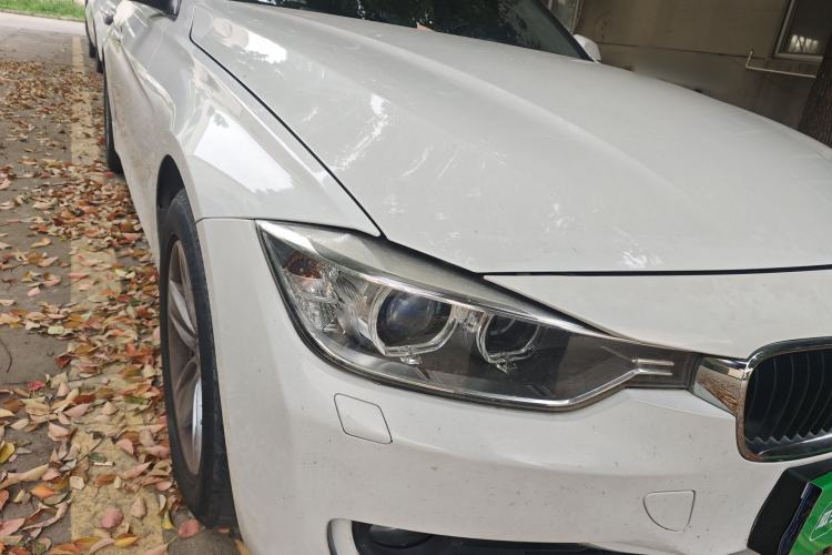 Used BMW 3 Series 2013 320i Sport Edition Right Front Headlight