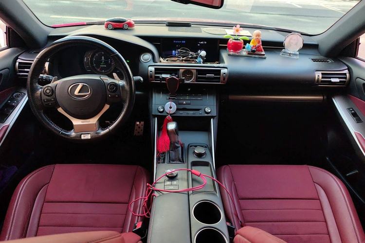 Used Lexus IS 2015 200t F SPORT
