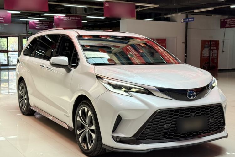 Used Toyota Granvia 2023 2.5L Hybrid Flagship VIP Edition
