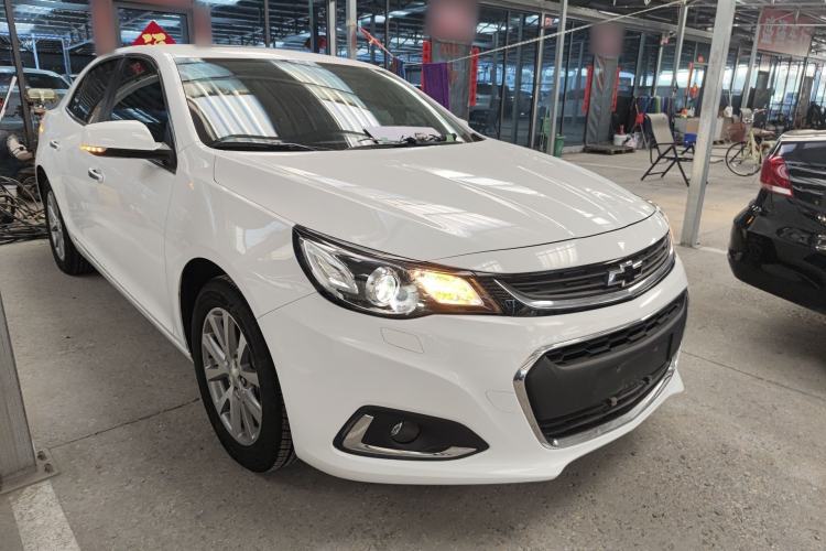 Used Chevrolet Malibu 2017 1.5T Automatic Luxury Edition Front Right 45 Deg