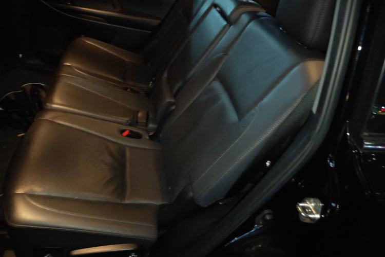 Used Toyota Highlander 2018 2.0T Four-Wheel Drive Prestige Version 7 Seats China VI Standard
