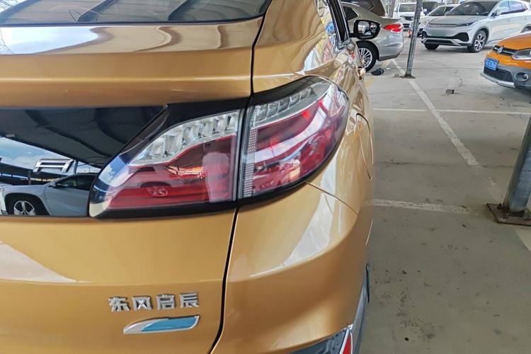 Used Venucia T90 2017 2.0L CVT Smart Edition