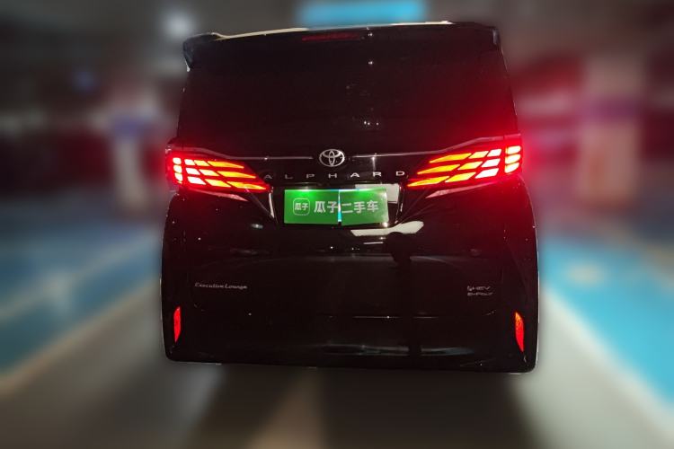 Used Toyota Alphard 2024 Dual-Engine 2.5L Prestige Edition
