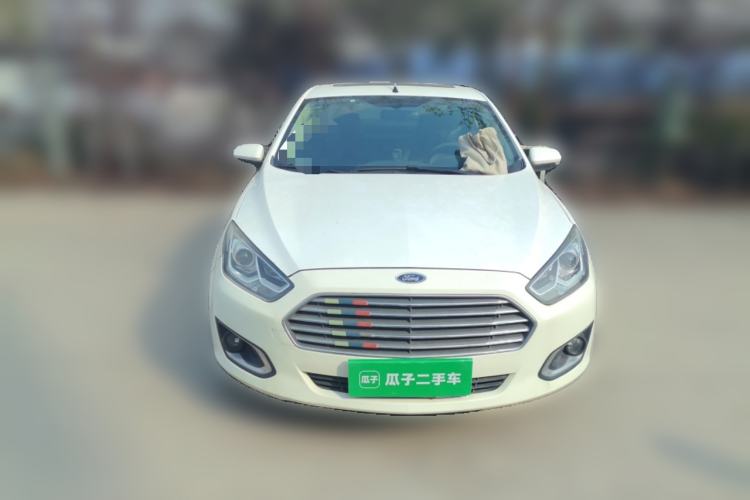 Used Ford Escort 2015 1.5L Automatic Fashion Model Front