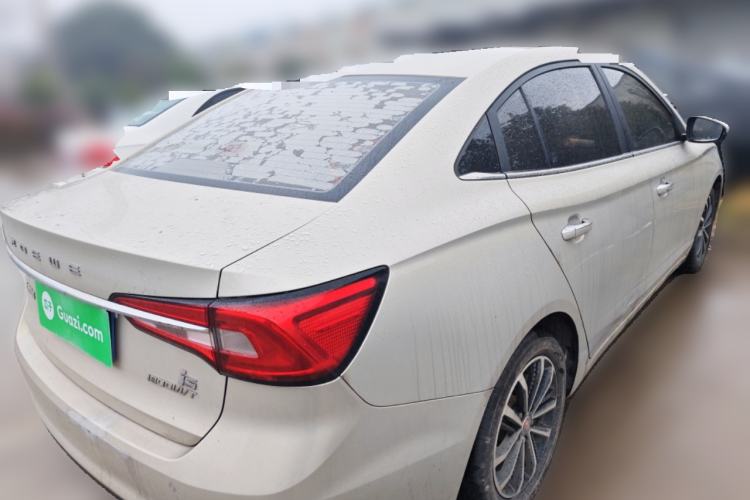 Used Roewe i5 2020 1.5L Manual 4G Connect Leehao Flagship Edition