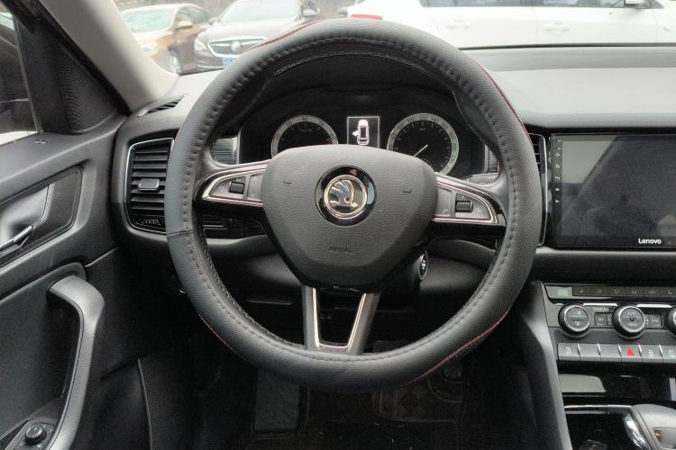 Used Skoda Kodiaq 2018 Facelifted TSI330 5-Seater Two-Wheel-Drive Luxury Enjoyment Edition
