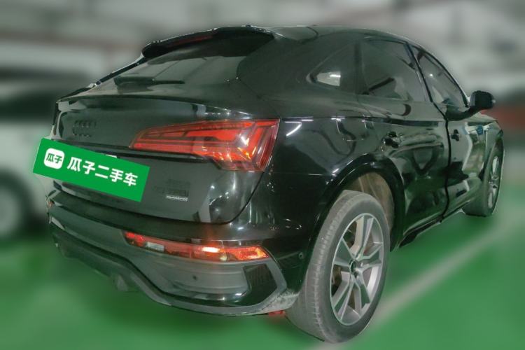 Used Audi Q5L Sportback 2022 40 TFSI Luxury Model Rear Right 45 Deg