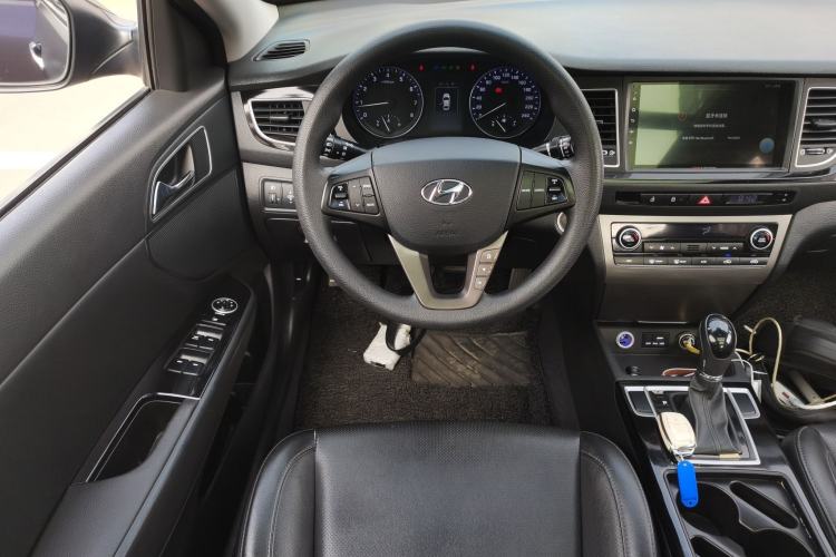 Used Hyundai Mistra 2014 1.8L Automatic Smart GLS
