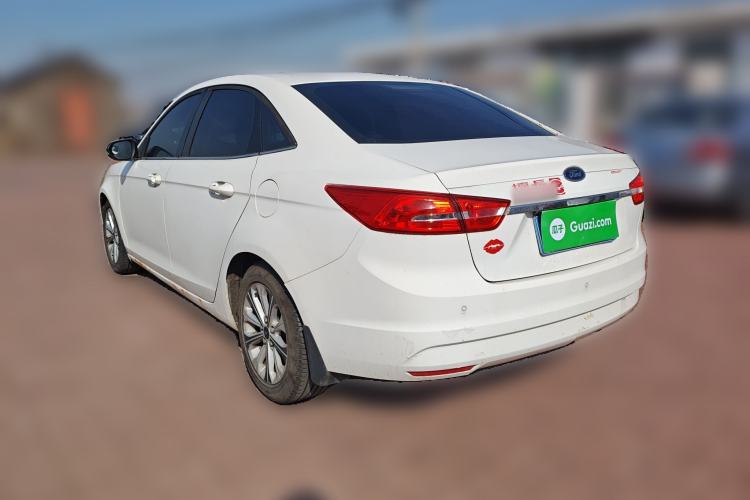 Used Ford Escort 2015 1.5L Manual Fashion Edition