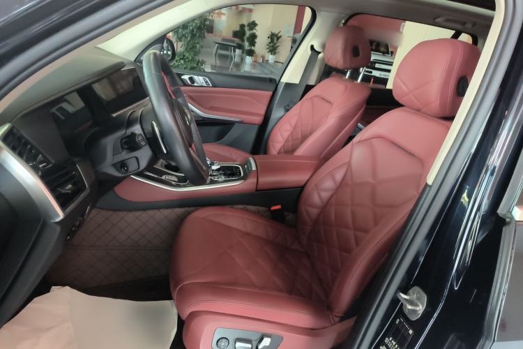 Used BMW X5 2022 Restyled xDrive 30Li Luxury Version M Sport Package
