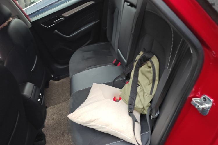 Used Roewe i6 New Energy 2017 45T Hybrid Connective Smart Luxury Edition