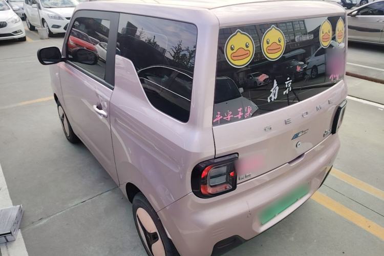Used Geely Galaxy Panda 2024 Panda Mini 200km Endurance Bear
