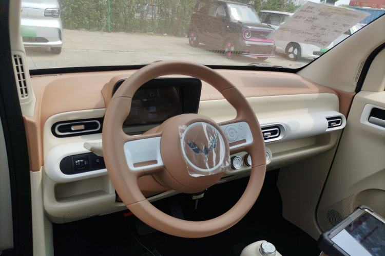 Used Wuling Hongguang MINIEV 2024 3rd Generation 215km Youth Edition