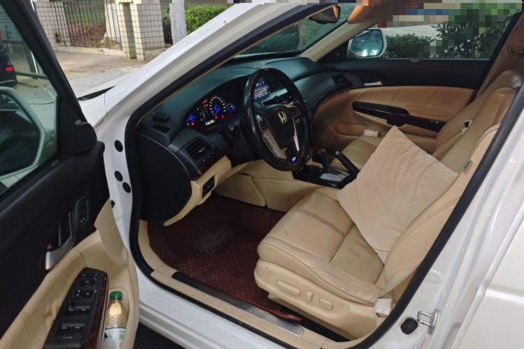 Used Honda Crosstour 2011 3.5L Prestige Edition
